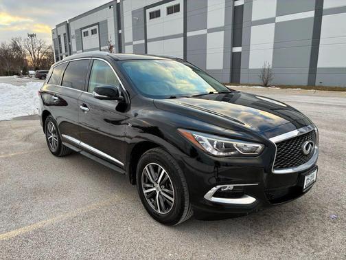 2017 INFINITI QX60 Base
