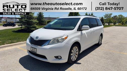 Blizzard Pearl 2014 Toyota Sienna Limited