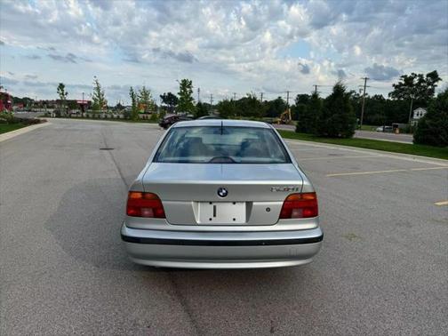 2000 BMW 540 540i Sedan 4D