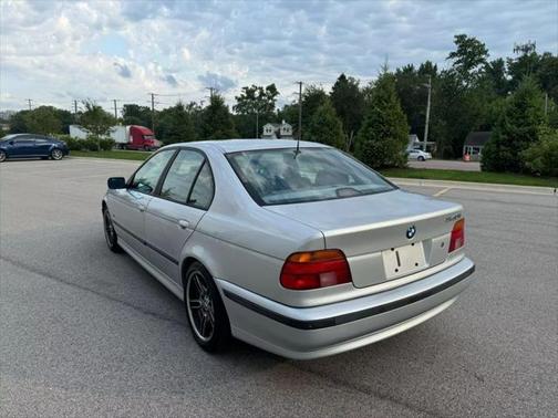 2000 BMW 540 540i Sedan 4D