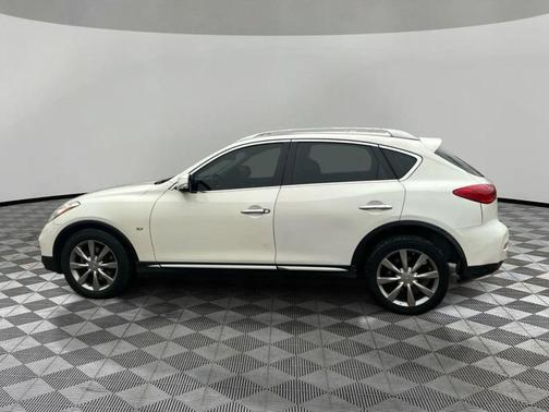 Majestic White 2016 INFINITI QX50 Base