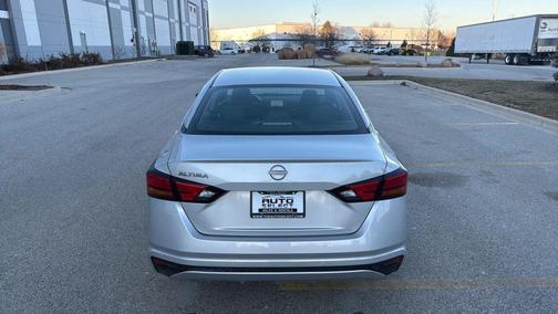 2023 Nissan Altima S FWD