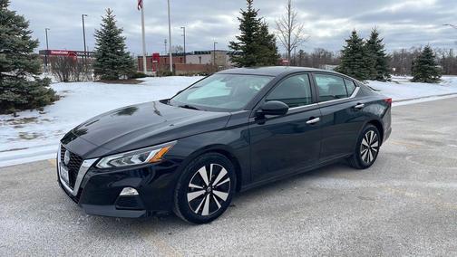2022 Nissan Altima 2.5 SV