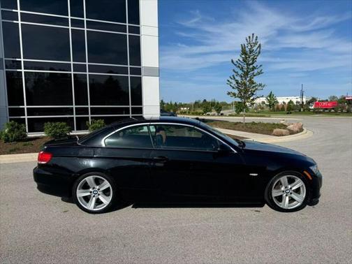 2009 BMW 335 335i Convertible 2D