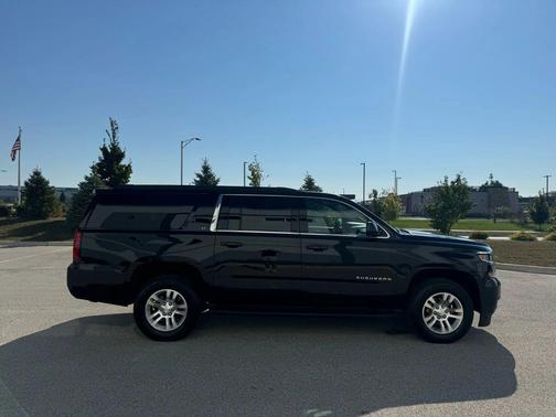 2019 Chevrolet Suburban LT