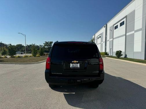 2019 Chevrolet Suburban LT