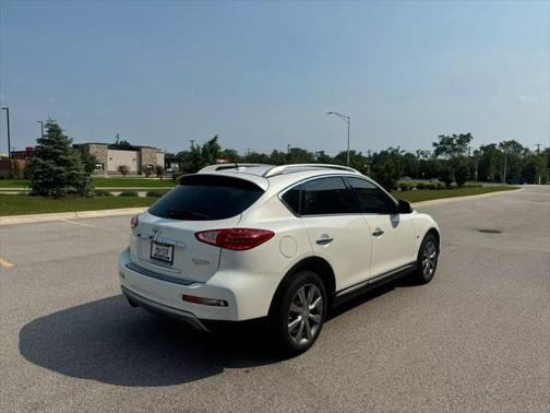 2016 INFINITI QX50 Base