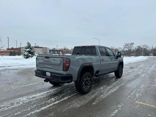 2024 GMC Sierra 2500 AT4