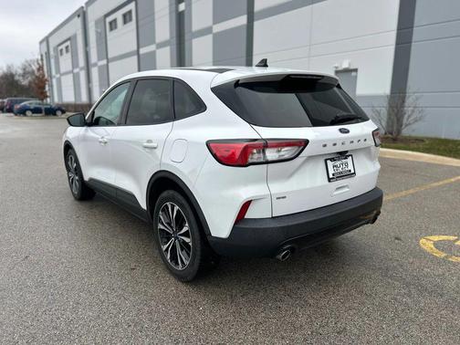 2021 Ford Escape SE