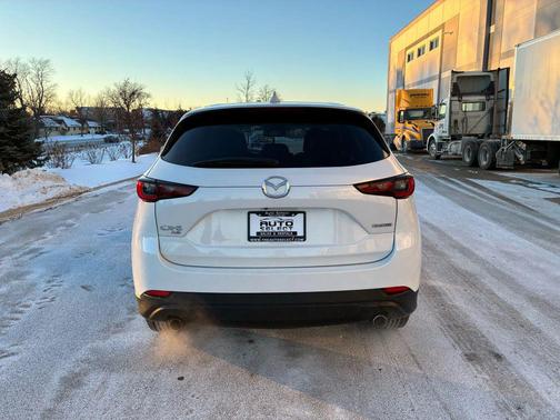 2023 Mazda CX-5 2.5 S Preferred Package