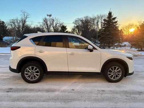 2023 Mazda CX-5 2.5 S Preferred Package