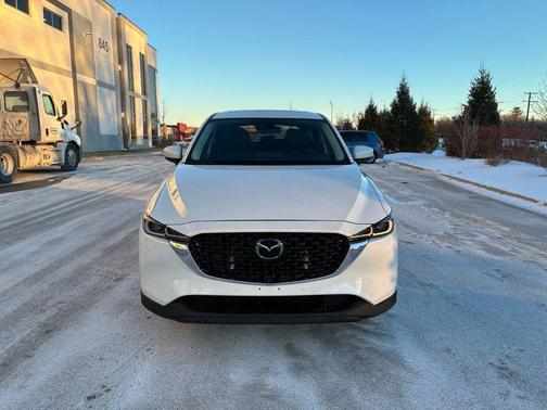 2023 Mazda CX-5 2.5 S Preferred Package