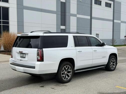 2016 GMC Yukon XL SLT