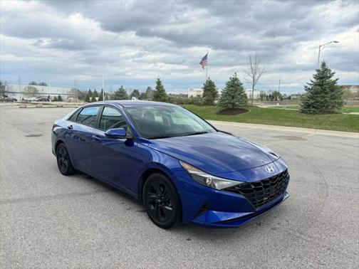 2021 Hyundai ELANTRA SEL