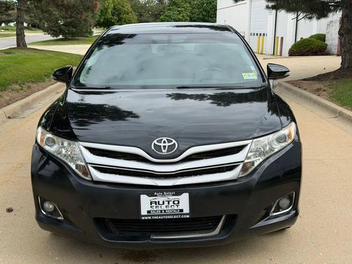 Attitude Black 2013 Toyota Venza LE
