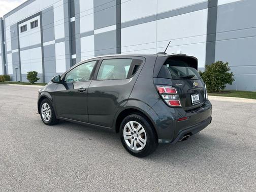 2020 Chevrolet Sonic FWD Hatchback 1FL 5-Door