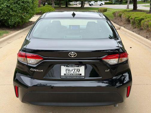 Midnight Black Metallic 2024 Toyota Corolla LE