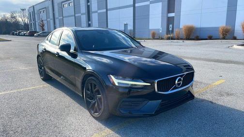 2019 Volvo S60 T6 Momentum