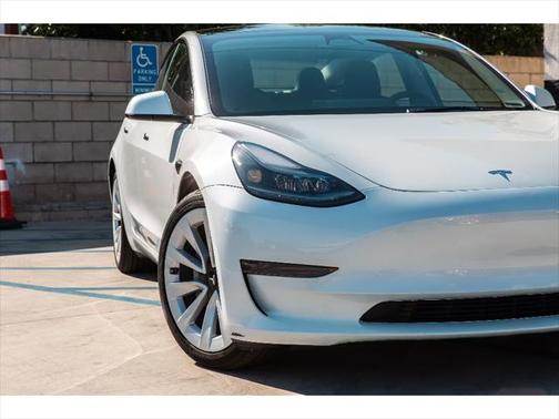 2023 Tesla Model 3 Standard Range