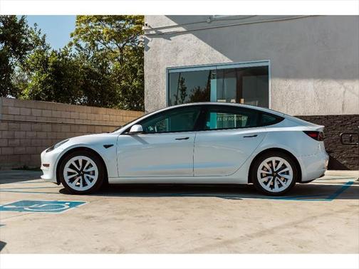 2023 Tesla Model 3 Standard Range