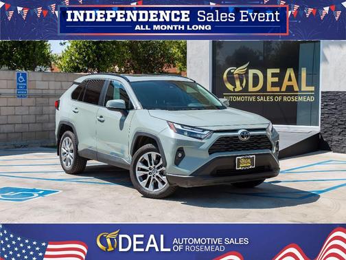 2022 Toyota RAV4 XLE Premium