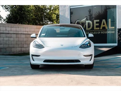 2020 Tesla Model 3 Standard Range Plus