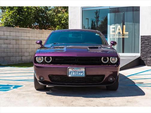 2021 Dodge Challenger SXT