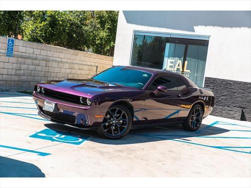 2021 Dodge Challenger SXT