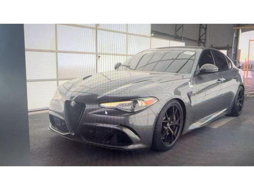 2018 Alfa Romeo Giulia Quadrifoglio