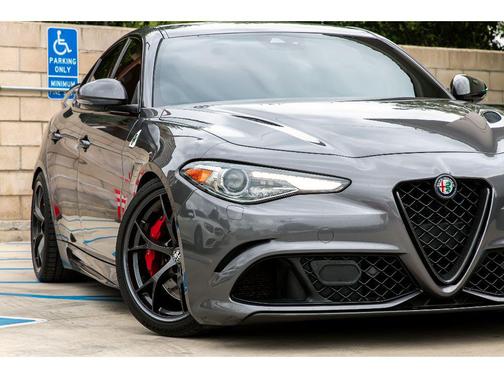 2018 Alfa Romeo Giulia Quadrifoglio