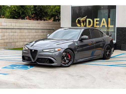 2018 Alfa Romeo Giulia Quadrifoglio