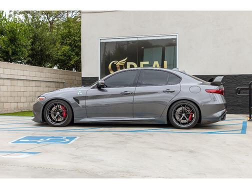 2018 Alfa Romeo Giulia Quadrifoglio