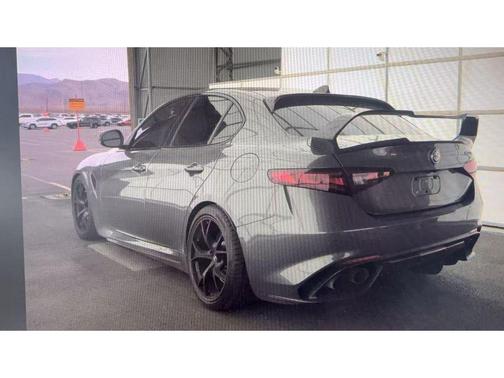 2018 Alfa Romeo Giulia Quadrifoglio