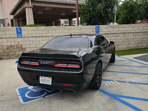 2016 Dodge Challenger R/T Scat Pack