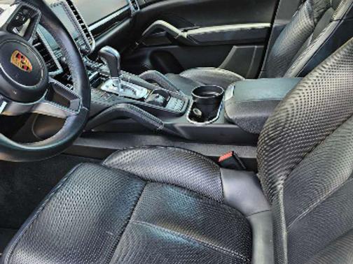 2017 Porsche Cayenne S