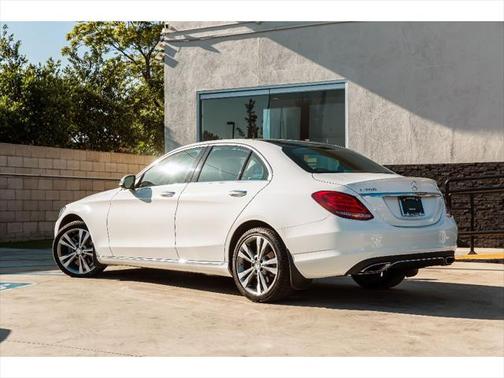 2015 Mercedes-Benz C-Class Luxury