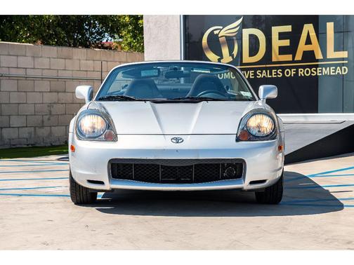 2000 Toyota MR2 Base