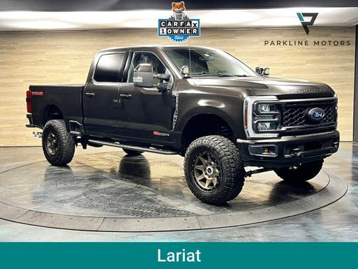 Darkened Bronze Metallic 2024 Ford F-250 Lariat