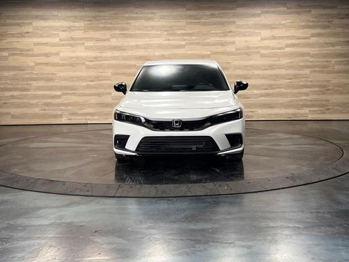 Platinum White Pearl 2024 Honda Civic Sport