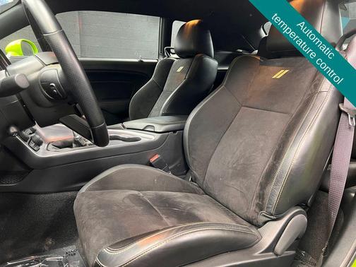 Sublime Metallic Clearcoat 2023 Dodge Challenger R/T Scat Pack Widebody