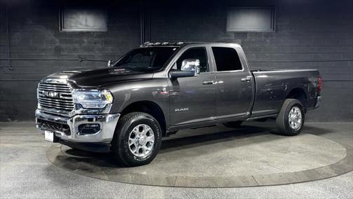 2023 RAM 3500 Laramie Crew Cab 4x4 8' Box