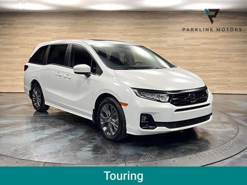 Platinum White Pearl 2025 Honda Odyssey Touring
