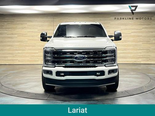 Star White Metallic Tri-Coat 2024 Ford F-250 Lariat