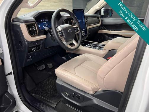 Star White Metallic Tri-Coat 2024 Ford Expedition Limited