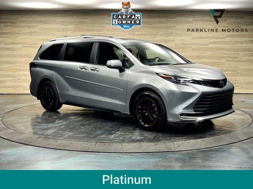 Celestial Silver Metallic 2025 Toyota Sienna Platinum