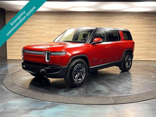 Red Canyon 2025 Rivian R1S Adventure Dual Motor Standard Pack