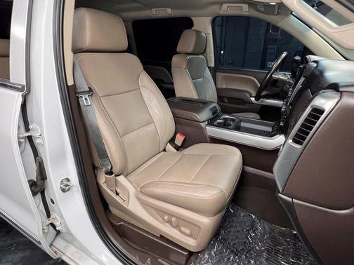 Summit White 2018 Chevrolet Silverado 1500 LTZ