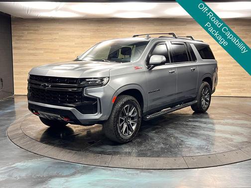Sterling Gray Metallic 2024 Chevrolet Suburban 4WD Z71