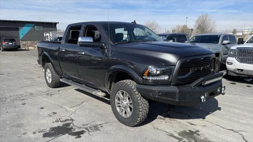 2018 RAM 2500 Laramie Crew Cab 4x4 6'4' Box
