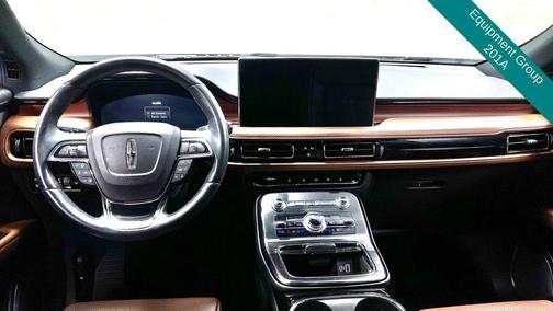 Pristine White Metallic Tri-Coat 2023 Lincoln Nautilus Reserve
